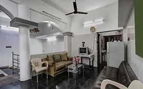 Oyo 44419 Syed Park Residency